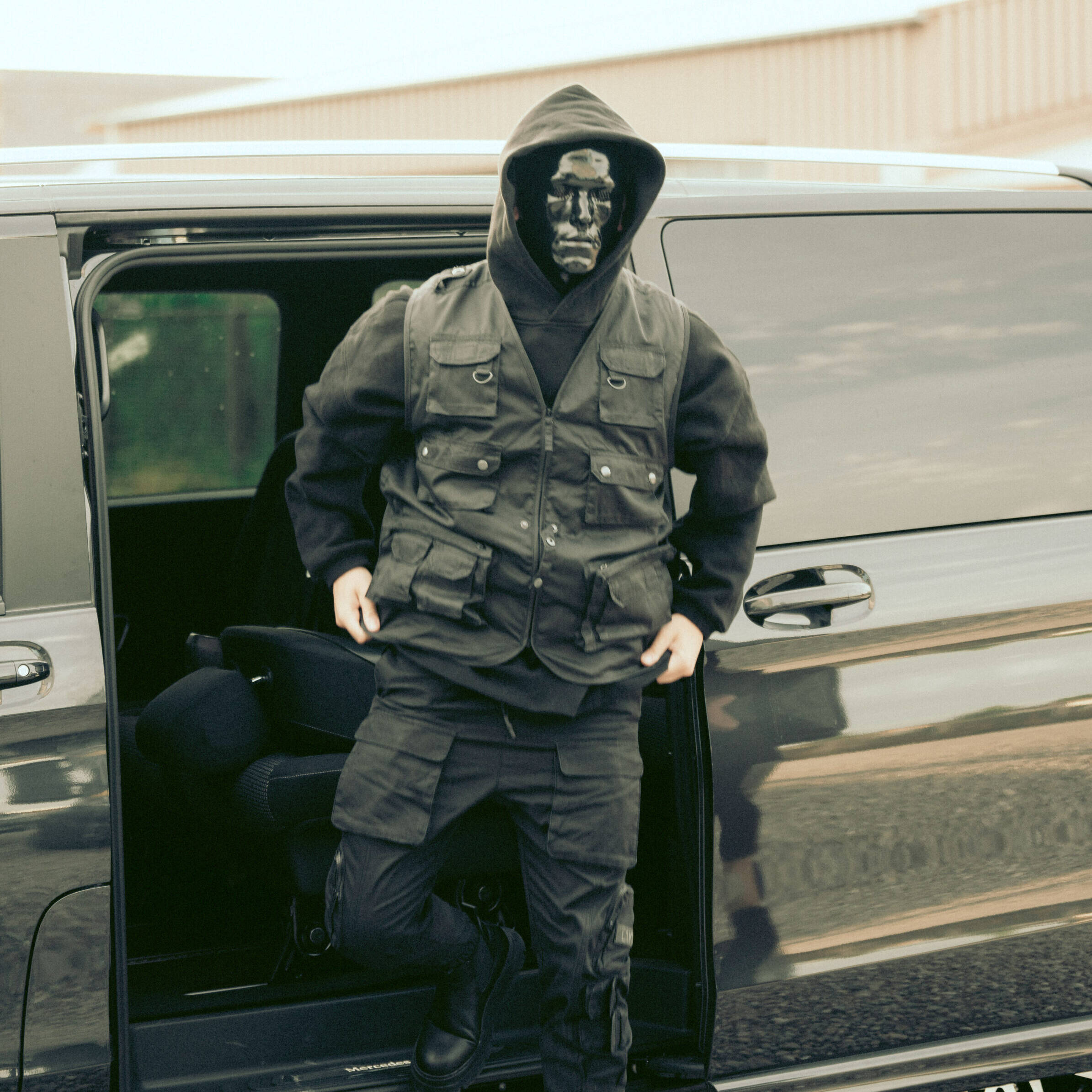 Glockenbach macht die Bühne zum Club und ist deswegen unser Tipp!